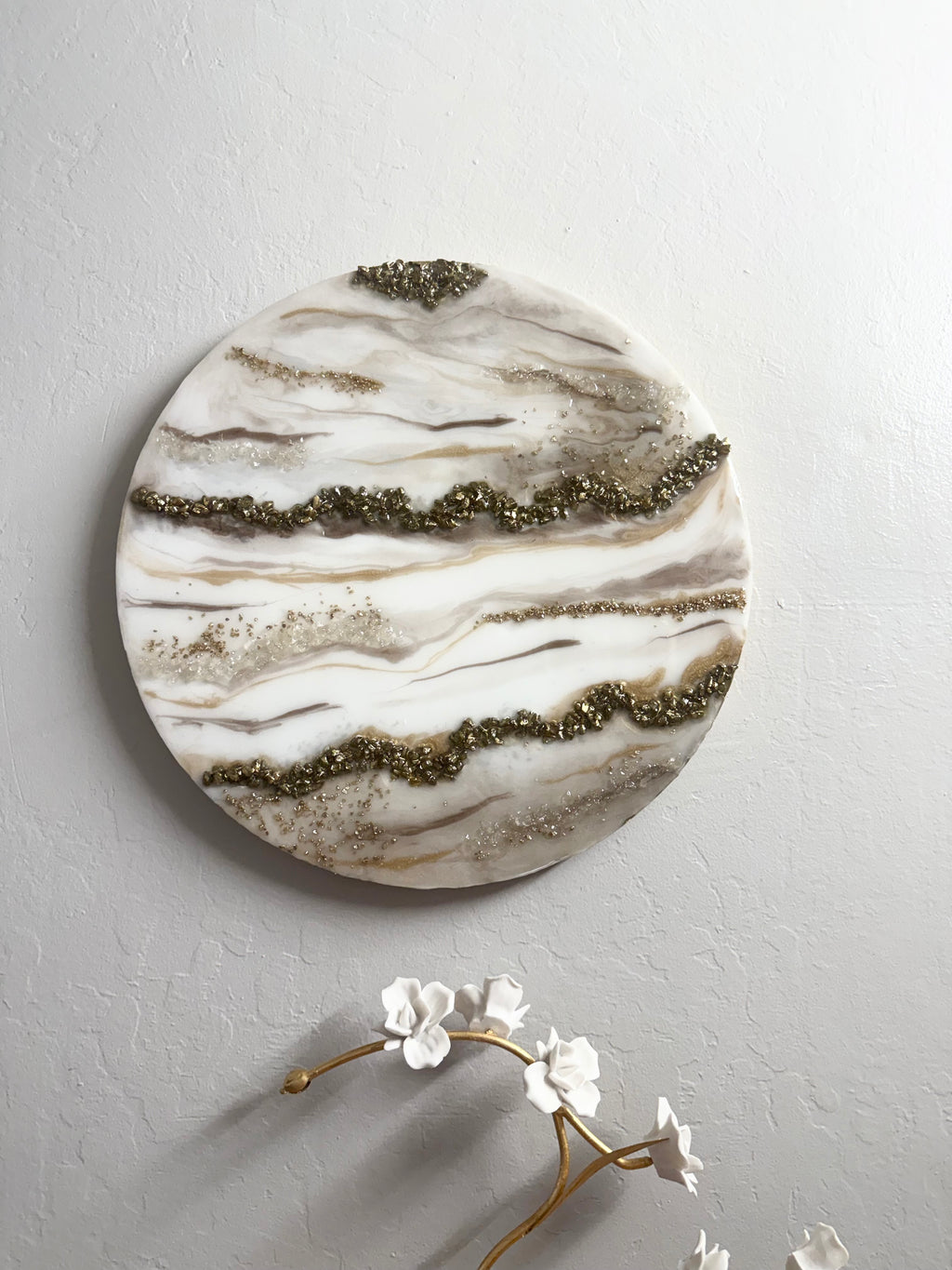 Wood covered resin decorative plaque
